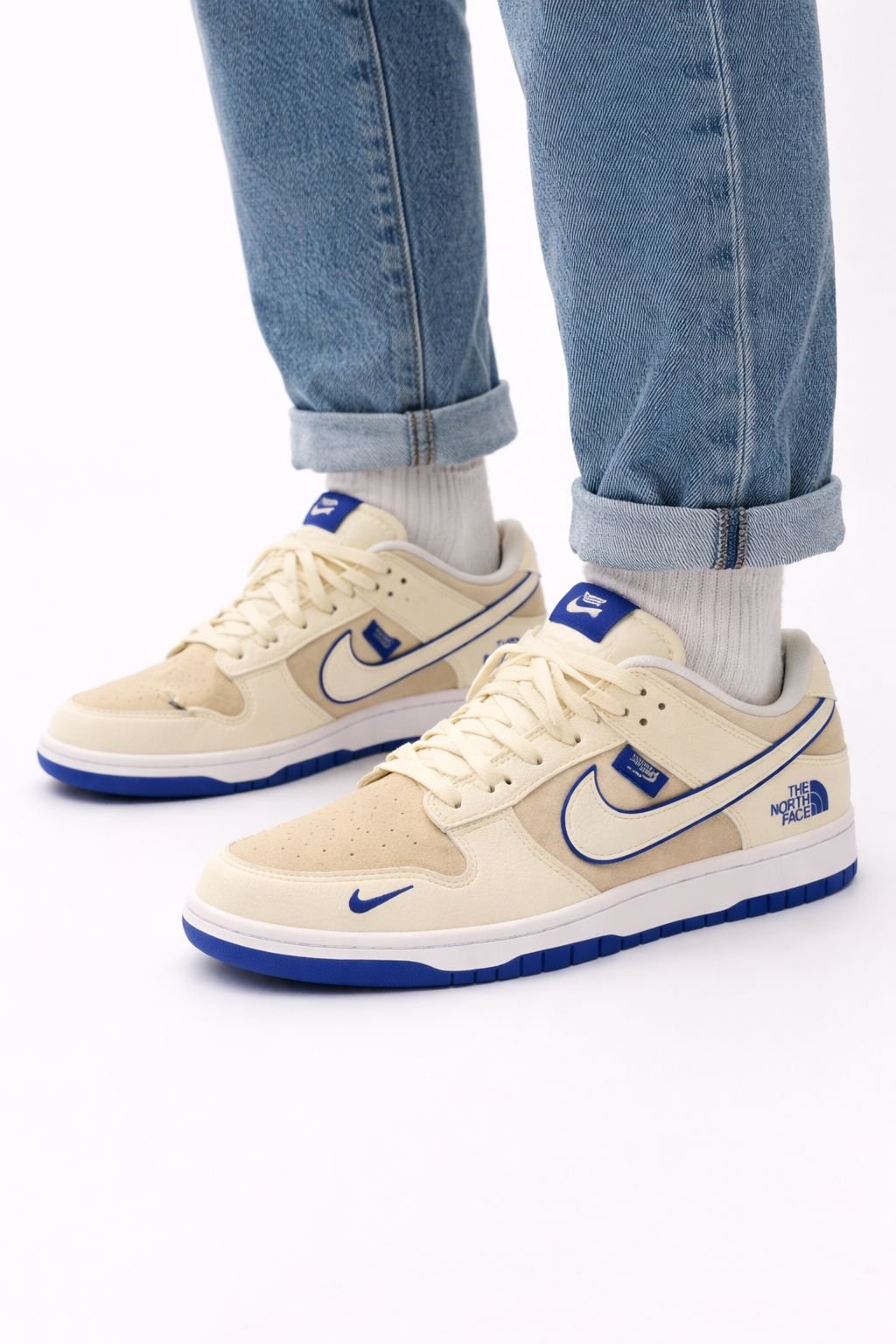 NIKE  SB DUNK NORTH FACE WHITE BLUE 